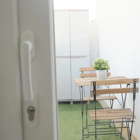 Con Terraza Privada Apartment